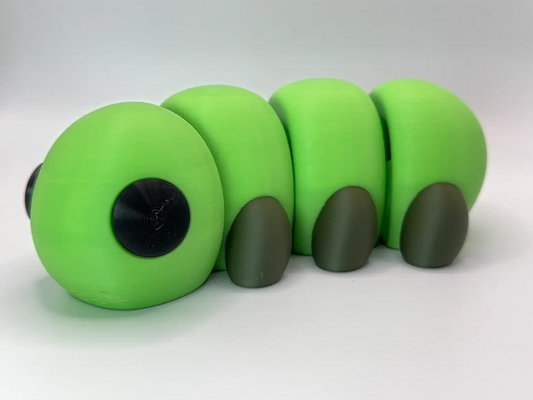 Caterpillar: Pequeña, divertida y siempre en movimiento