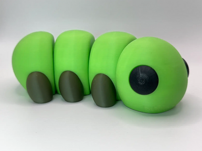 Caterpillar: Pequeña, divertida y siempre en movimiento